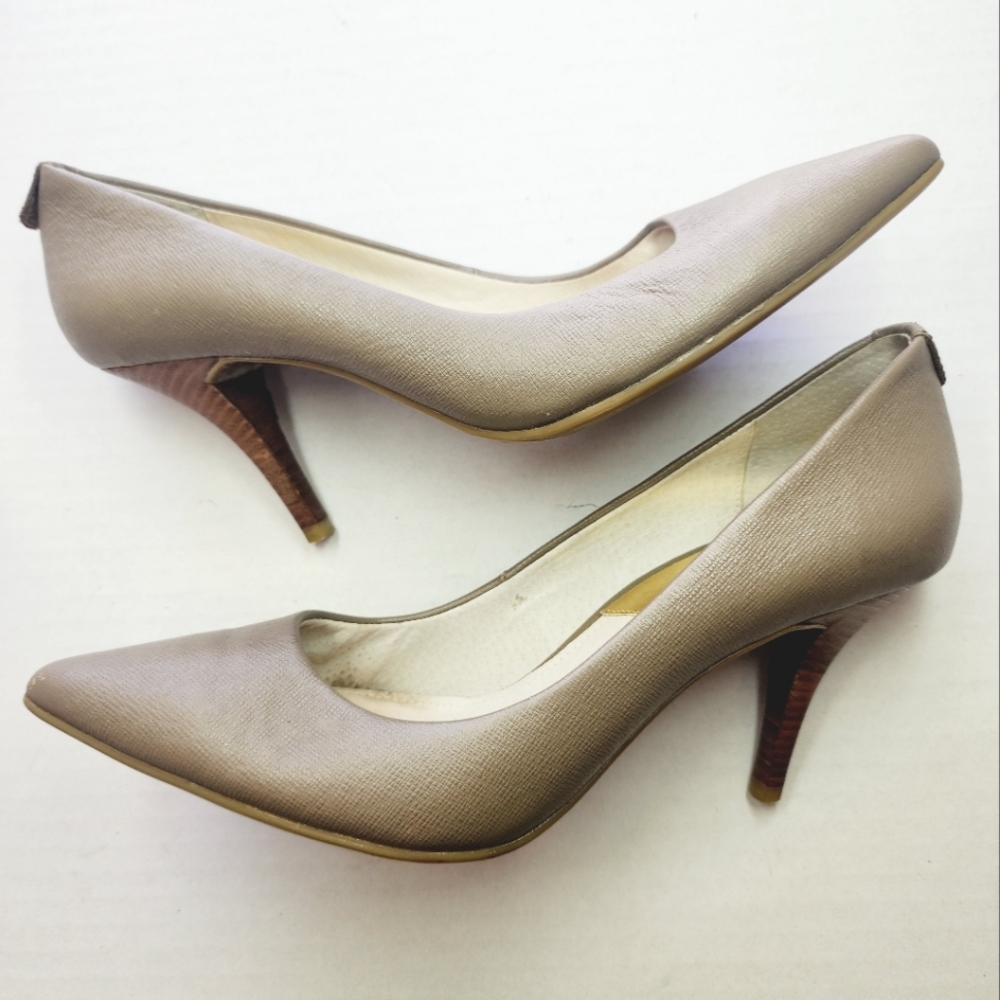 🌸Michael Kors‎ Taupe Heels